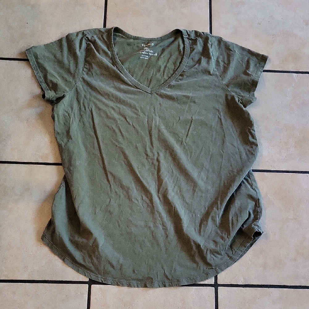 torrid Olive Green V-Neck Short Sleeve Tee